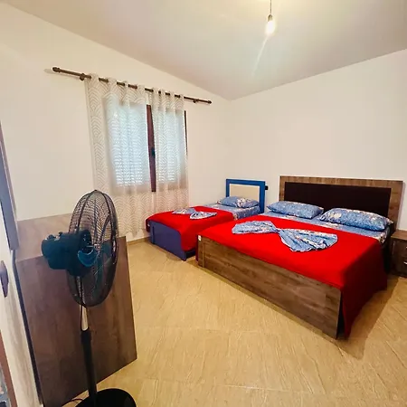 Fabio Gjiri I Lalzit Apartmán