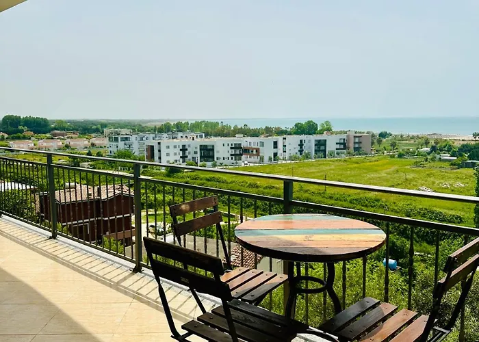 Daire Fabio Gjiri I Lalzit Dıraç