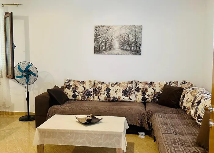 Fabio Gjiri I Lalzit * Dıraç